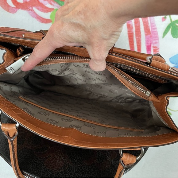 Michael Kors Peninsula II Satchel - Picture 10 of 16